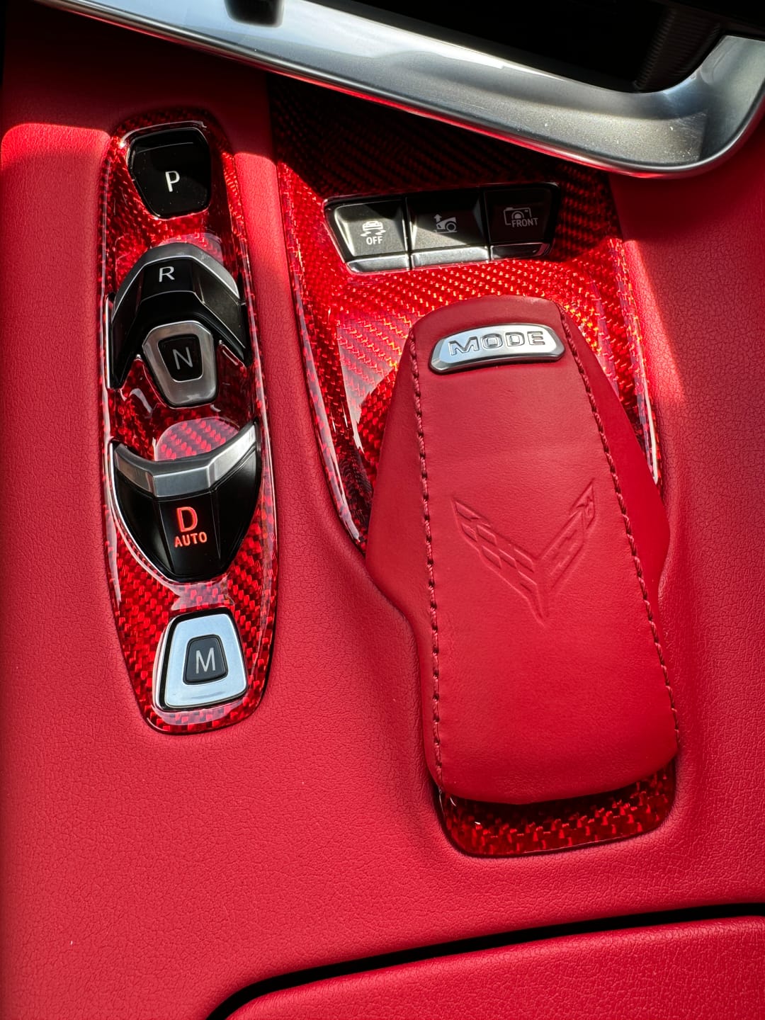 Customer photo review of [2pcs] C8 2020+ Chevy Corvette Mode Selector Trim Carbon Fiber Cover
