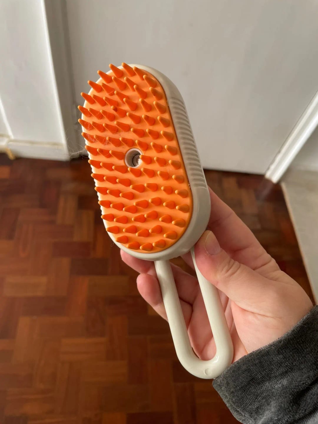 Customer photo review of CLOUD CARE BRUSH