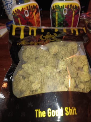 Customer photo review of Gold Spectrum THCA Flower - Strain of the Month (Apple Fritter)