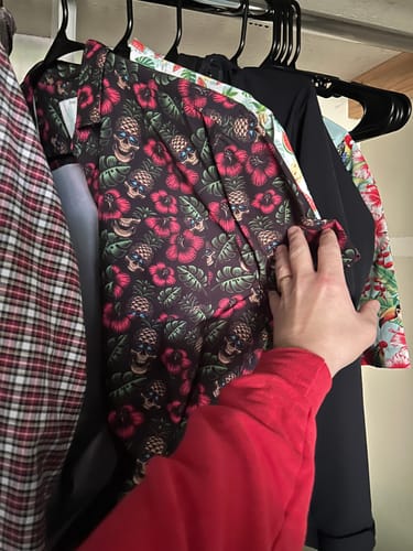 Customer photo review of Super Stretch - The Day Tripper Hawaiian Shirt