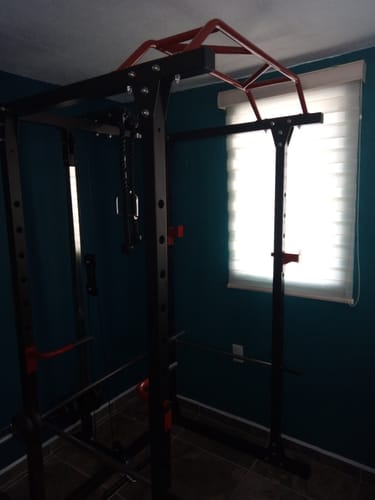 Customer photo review of Power Rack Pull Ups Sentadillas Dominada Jaula De Potencia