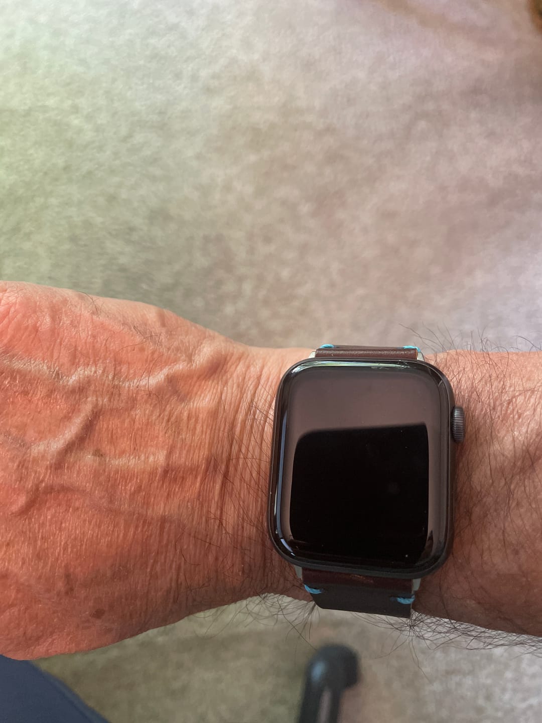 Customer photo review of The Maverick Italian Leather Apple Watch Band - Bordeaux Brown