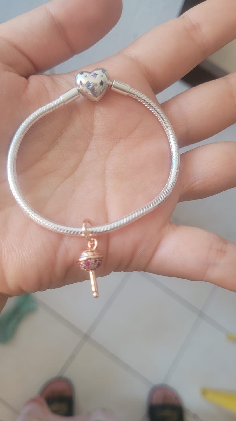 Customer photo review of Pulsera Corazon Noche Estrellada