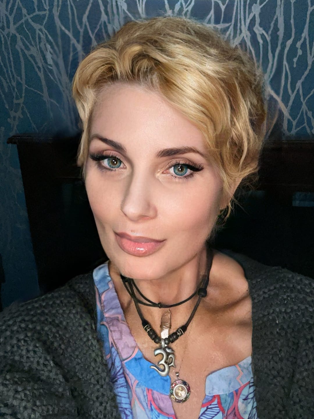 Customer photo review of Infinaluxe Long Wear Lash Sealant