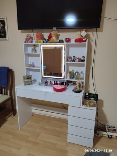 Customer photo review of Τραπέζι Μπουντουάρ Μακιγιάζ Tουαλέτας Κρεβατοκάμαρας Καθρέφτης Με Ντουλάπι Λευκό με Φωτισμό LED Ρυθμιζόμενη Φωτεινότητα RD-T624W01