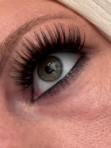 Customer photo review of Boss Babe