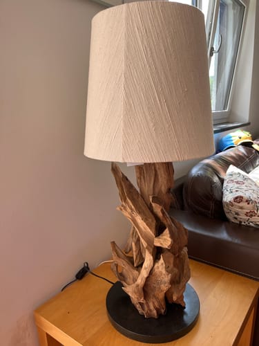 Customer photo review of Wurzelholz Tischlampe IKAL Höhe 82 cm inkl. Lampenschirm