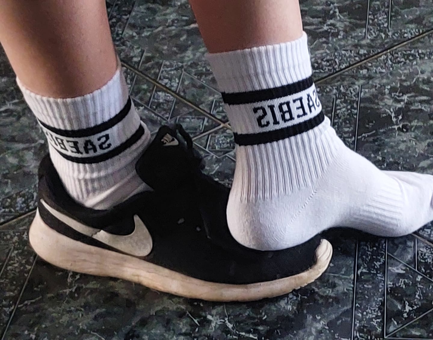 Customer photo review of SAEBIS® 5er SET weiße Sport Socken für Herren & Damen