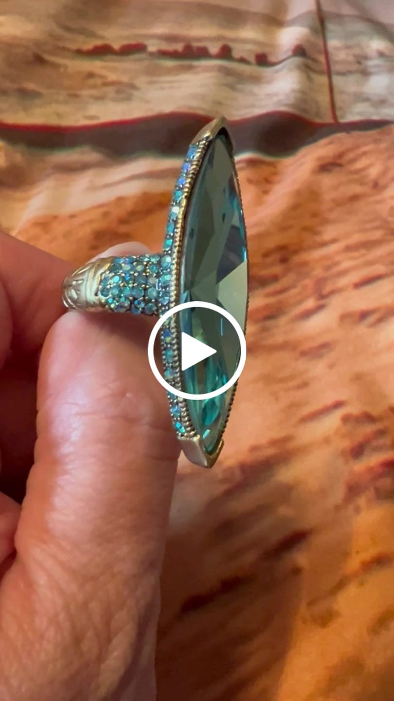 Customer video review of HEIDI DAUS®"Fabulous Feng Shui" Oversized Crystal Statement Ring