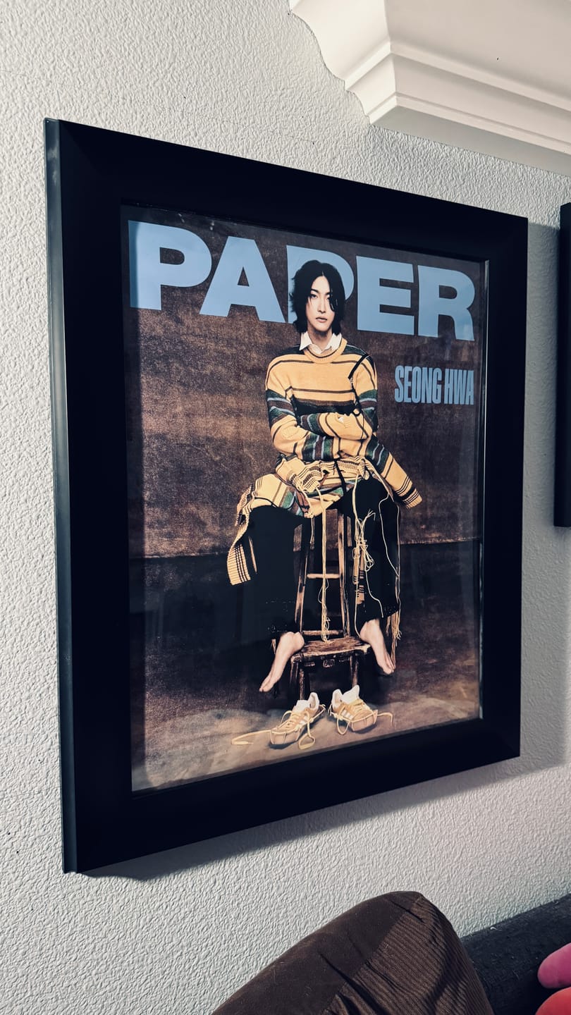 Customer photo review of Ateez - Seong Hwa x Paper Magazine Limited Edition Print