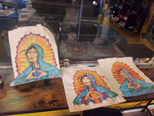 Customer photo review of Madrecitas Paint n Sip Workshop