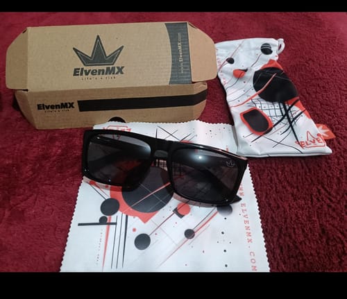 Customer photo review of Geronimo Black 420 [POLARIZED]