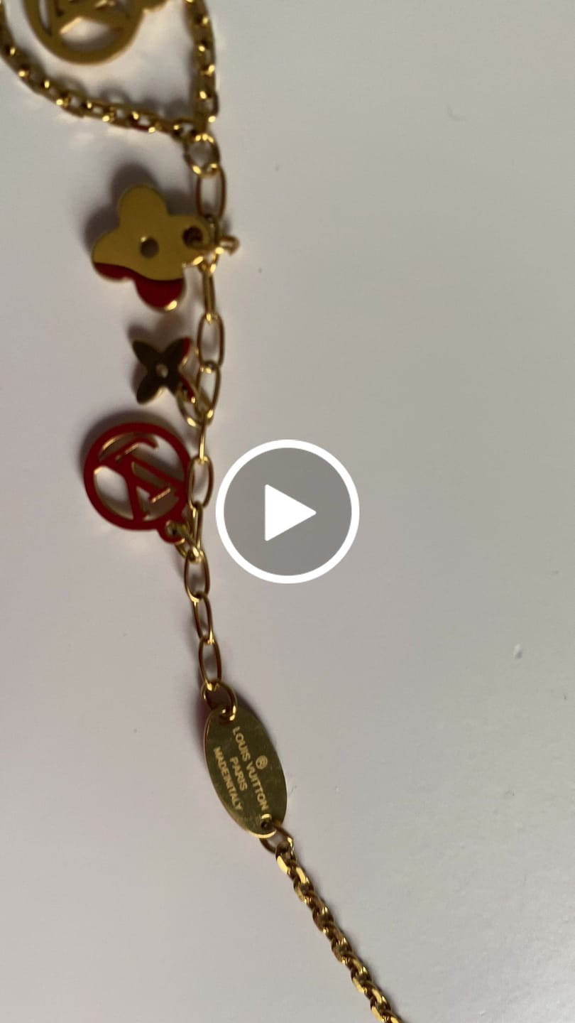 Customer video review of Blooming bracelet