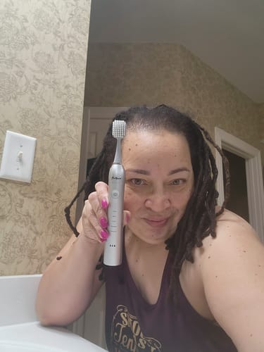 Customer photo review of Platinum Sonic Toothbrush 2.0 *New Limited Edition Color*