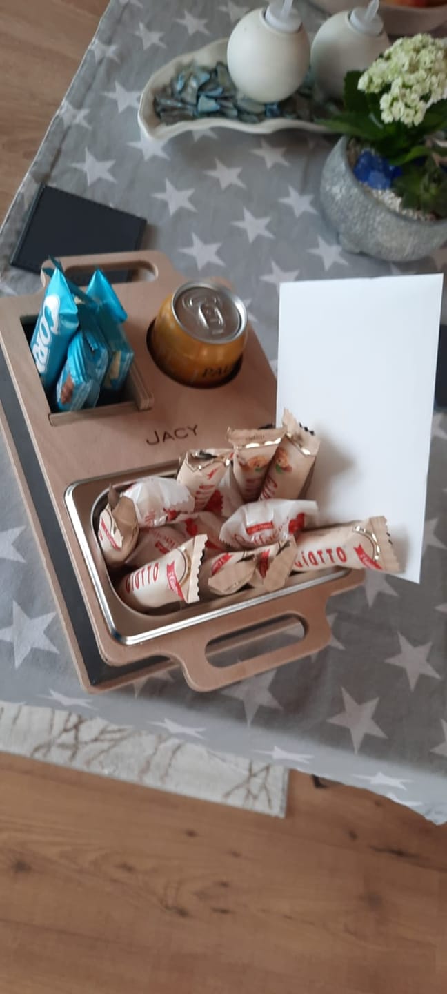 Customer photo review of Couchi