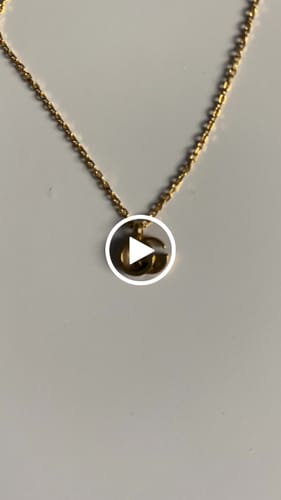 Customer video review of Mini G Necklace