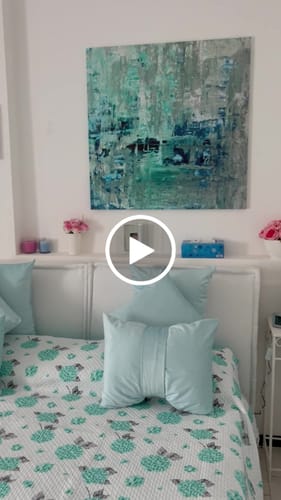 Customer video review of Cuscino Arredo Fiocco in Velluto 40x50 cm, Cuscino divano Celeste
