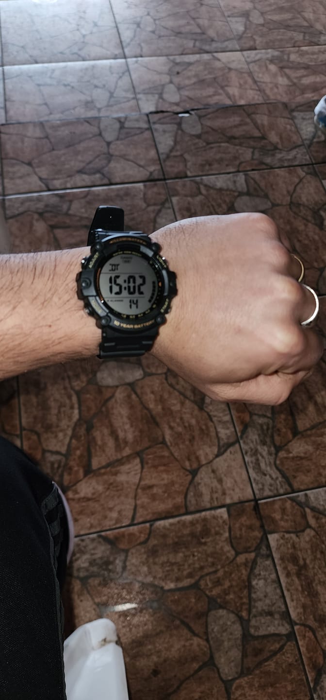 Customer photo review of Reloj Casio Vintage AE-1500WHX-1AVDF Negro