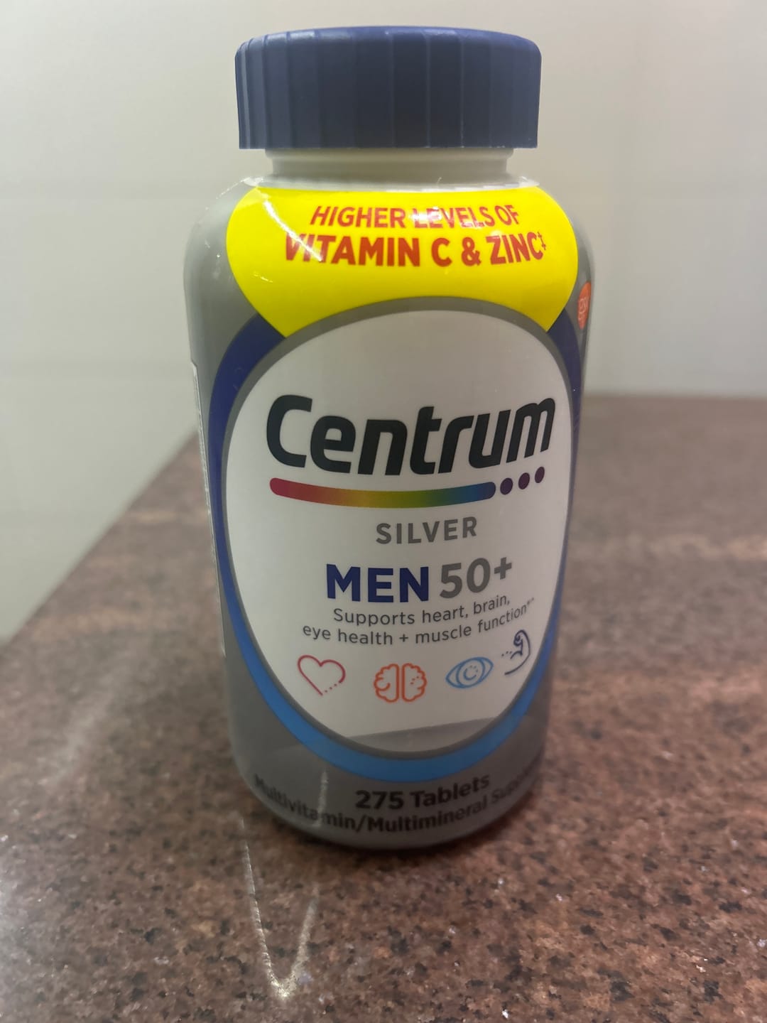 Customer photo review of Centrum Silver - Multivitamina para Homens acima de 50 anos (275 Caps)