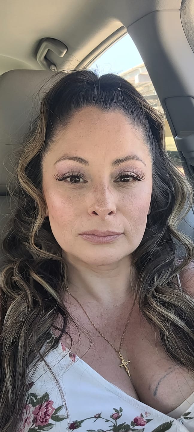 Customer photo review of Lash Bond & Seal - White 10ml
