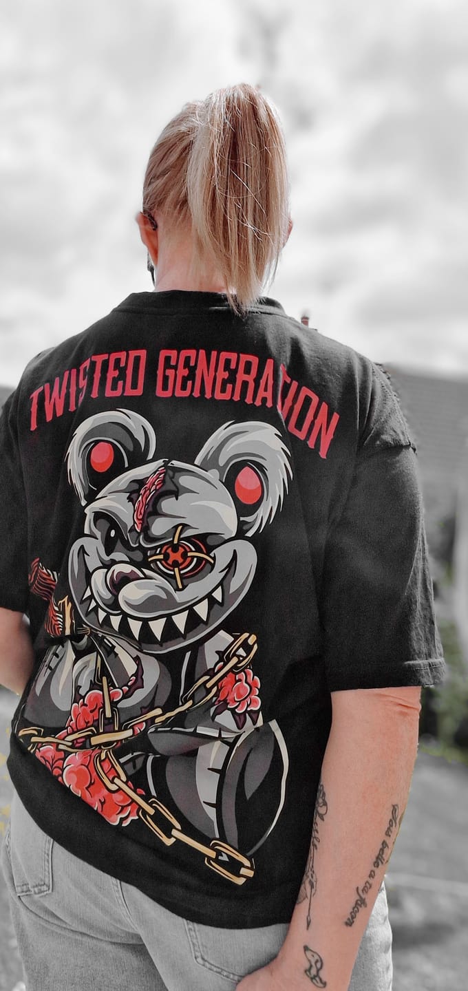 Customer photo review of Psycho Teddy Oversized T-shirt