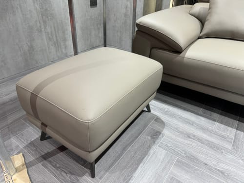 Customer photo review of PERRY - Sofa văng da 3 chỗ tựa gật gù