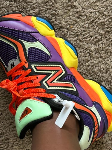 Customer photo review of New Balance 9060 Prism Purple
