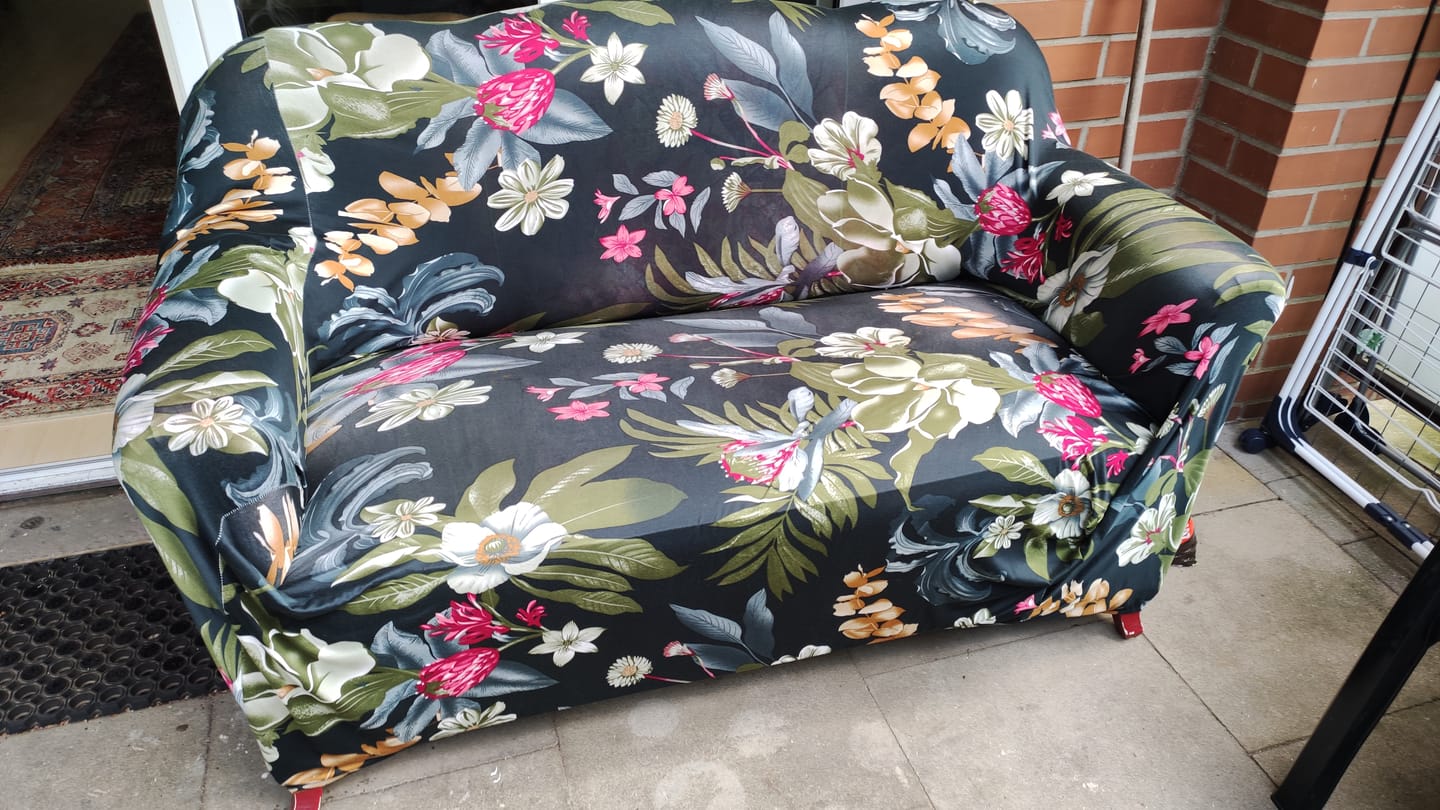 Customer photo review of Ranaella - Sofabezüge für klassische und Ecksofas - Das Haus der Überzüge