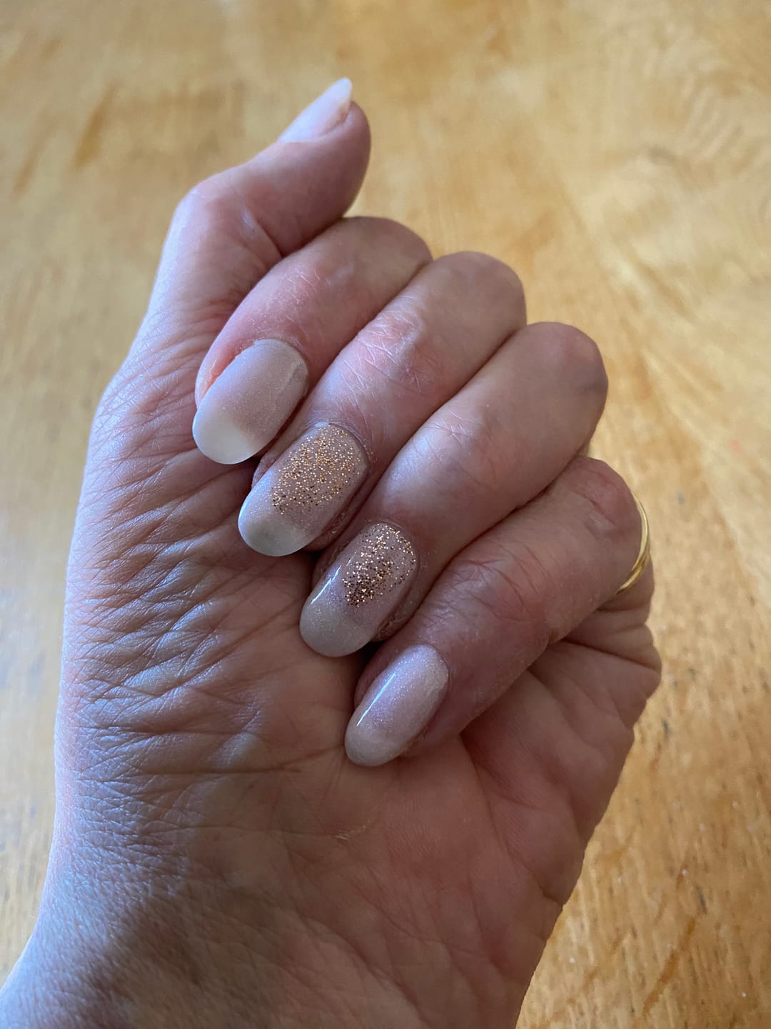 Customer photo review of Champagne Gold Dipping Powder