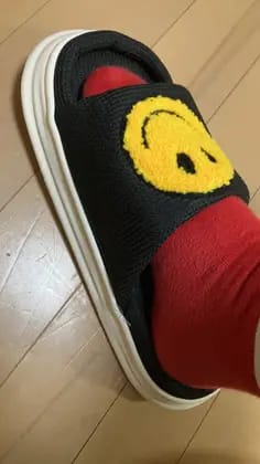 Customer photo review of Happy Face Platform Slides Sandals