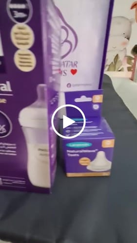 Customer video review of Philips Avent Natural Anti Colic Baby Bottle - 330ml