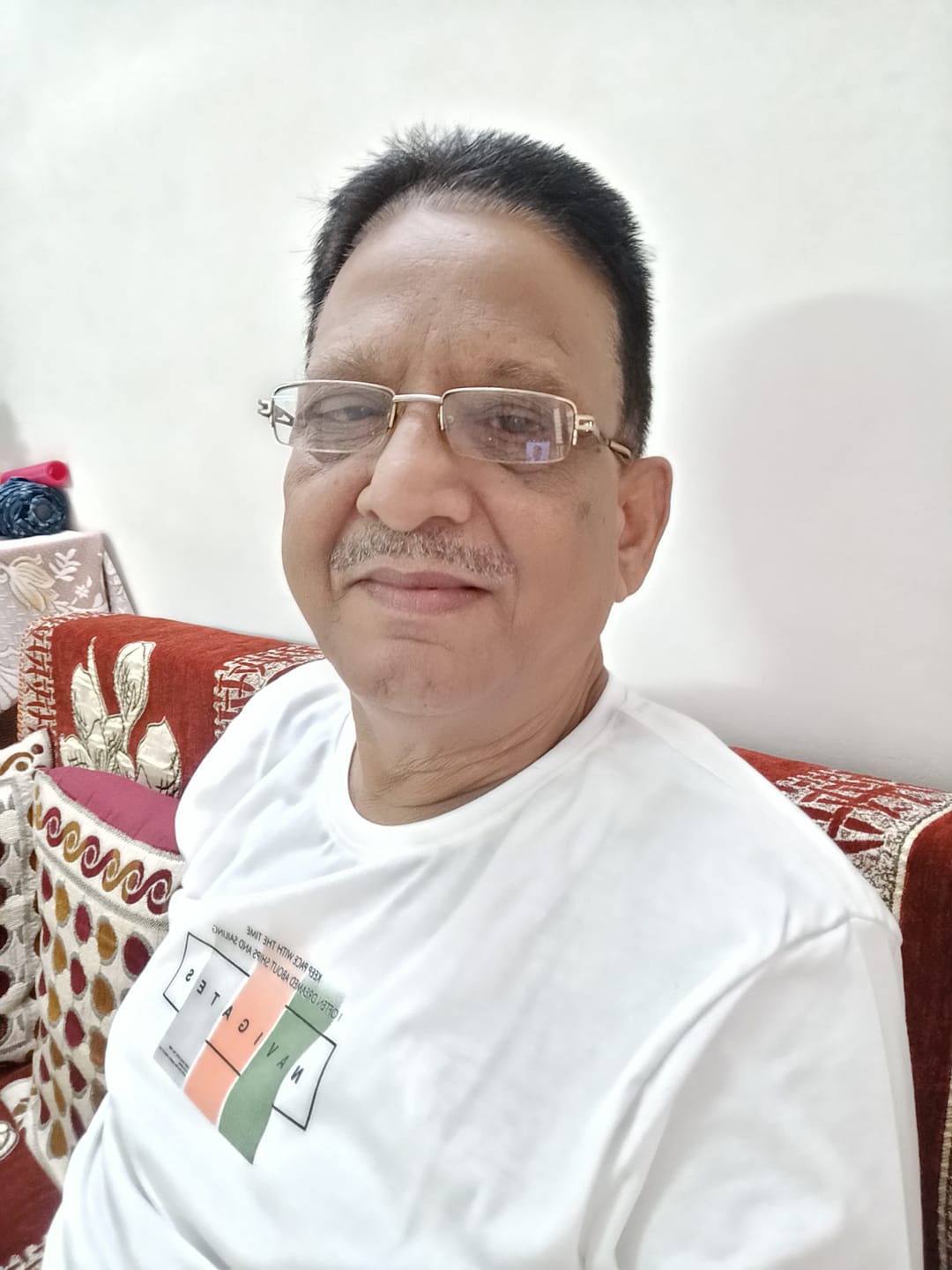 Customer photo review of UATHAYAM 100% Combed Cotton Kings RN White Vest For Mens Combo (Pack of 5)