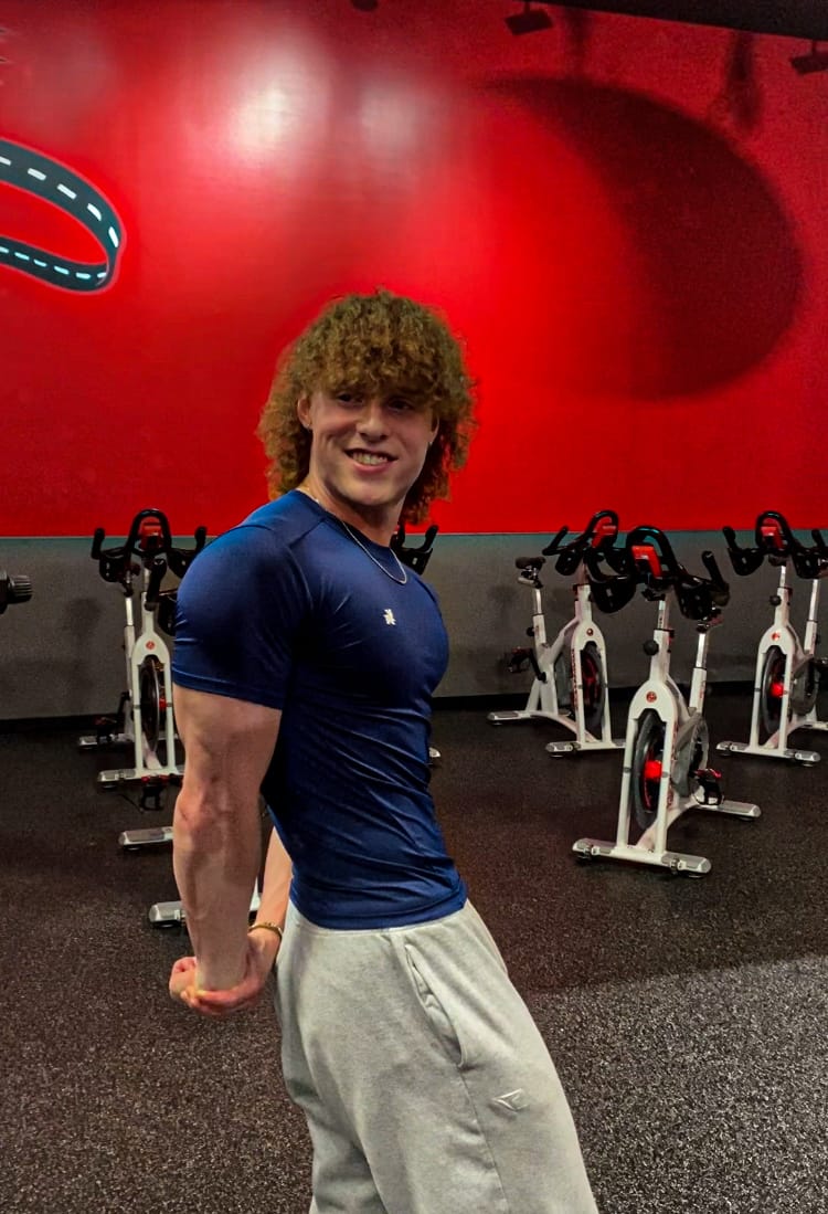 Customer photo review of 476 - Stealth Compression Tees