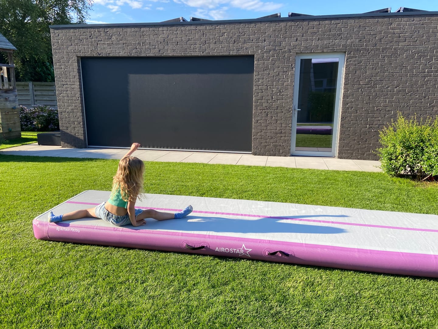 Customer photo review of AirTrack PRO STAR™  by AirTrack Factory 20CM
