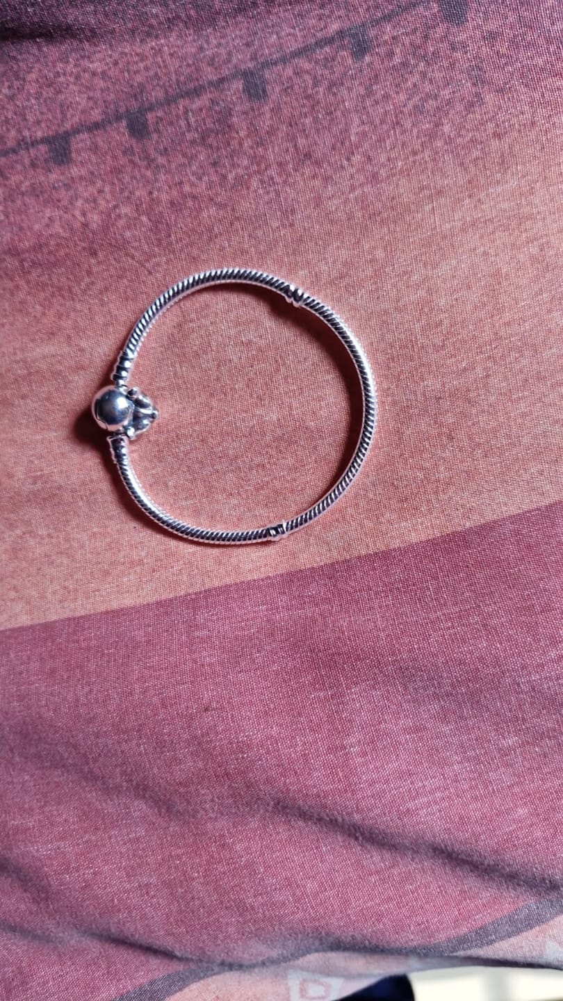 Customer photo review of Pulsera Flores & Mariposas