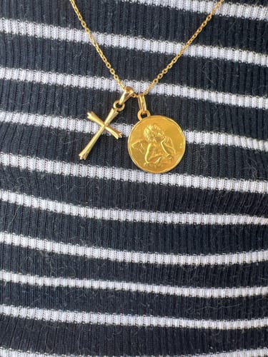 Customer photo review of Collier croix RISEN