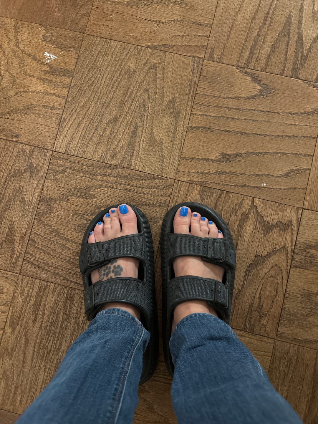 Customer photo review of Cushion Sandals - Cloud Slides