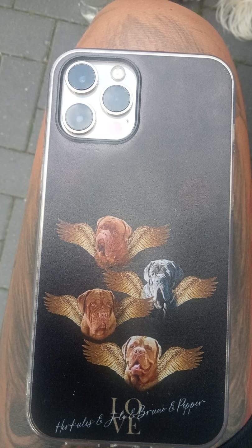Customer photo review of Personalisierte Portrait Handyhülle – Goldener Engel Stil