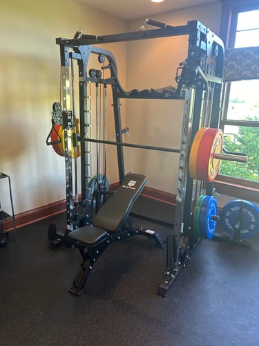 Customer photo review of MAJOR FITNESS All-In-One Home Gym Smith Machine Spirit B2