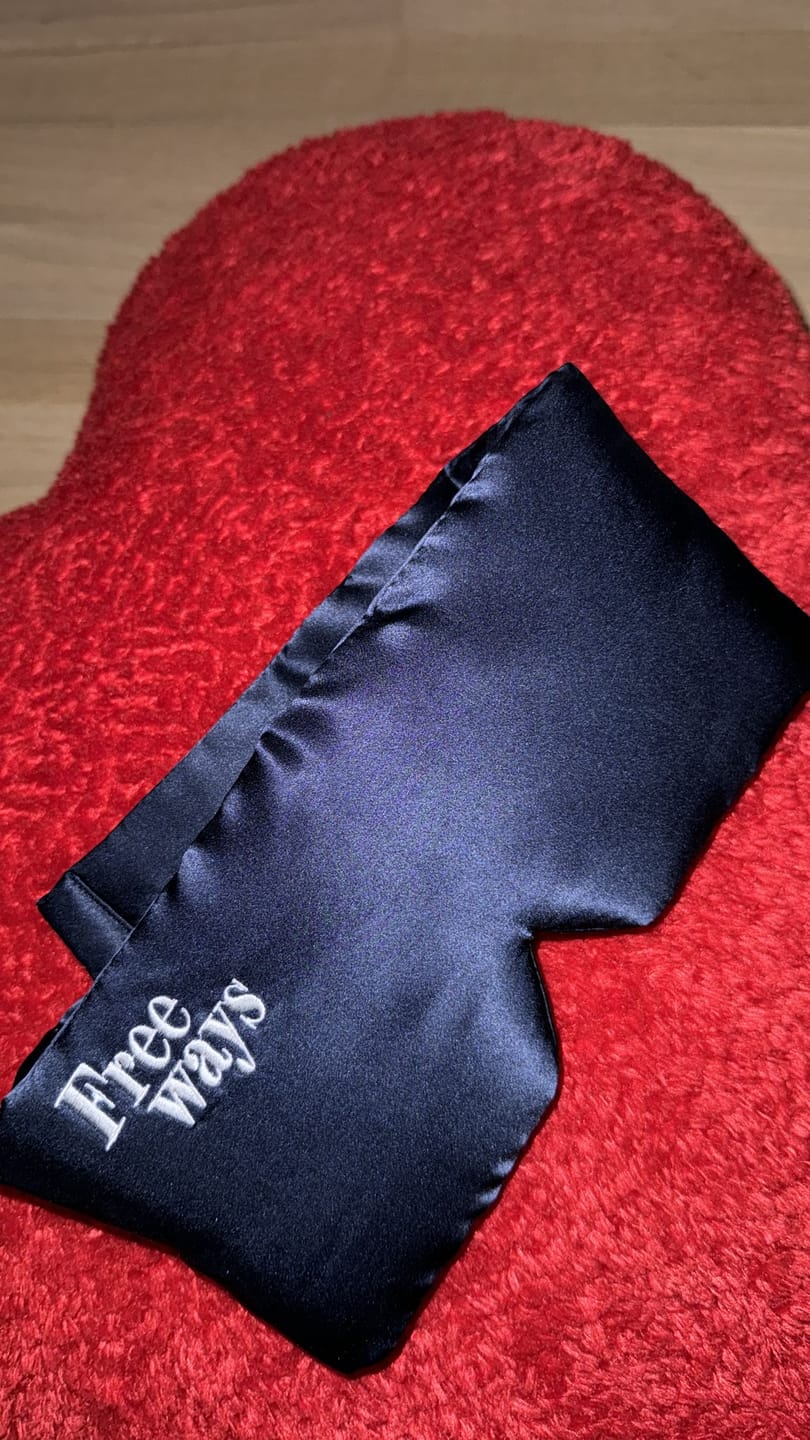Customer photo review of Freeways - Schlafmaske