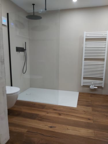 Customer photo review of SONNI Begehbare Dusche Duschabtrennung Duschwand 10mm Schwarz Duschabtrennung Duschkabine Nano ESG 80-140cm