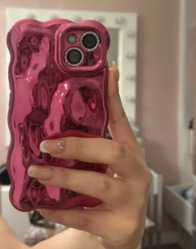 Customer photo review of 3D Bubble Wave Pattern Bright Gold iPhone Case