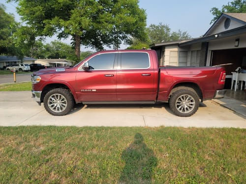 Customer photo review of 2009-2024 Dodge Ram 1500 4WD 3"F+2"R Full Leveling Lift Kits