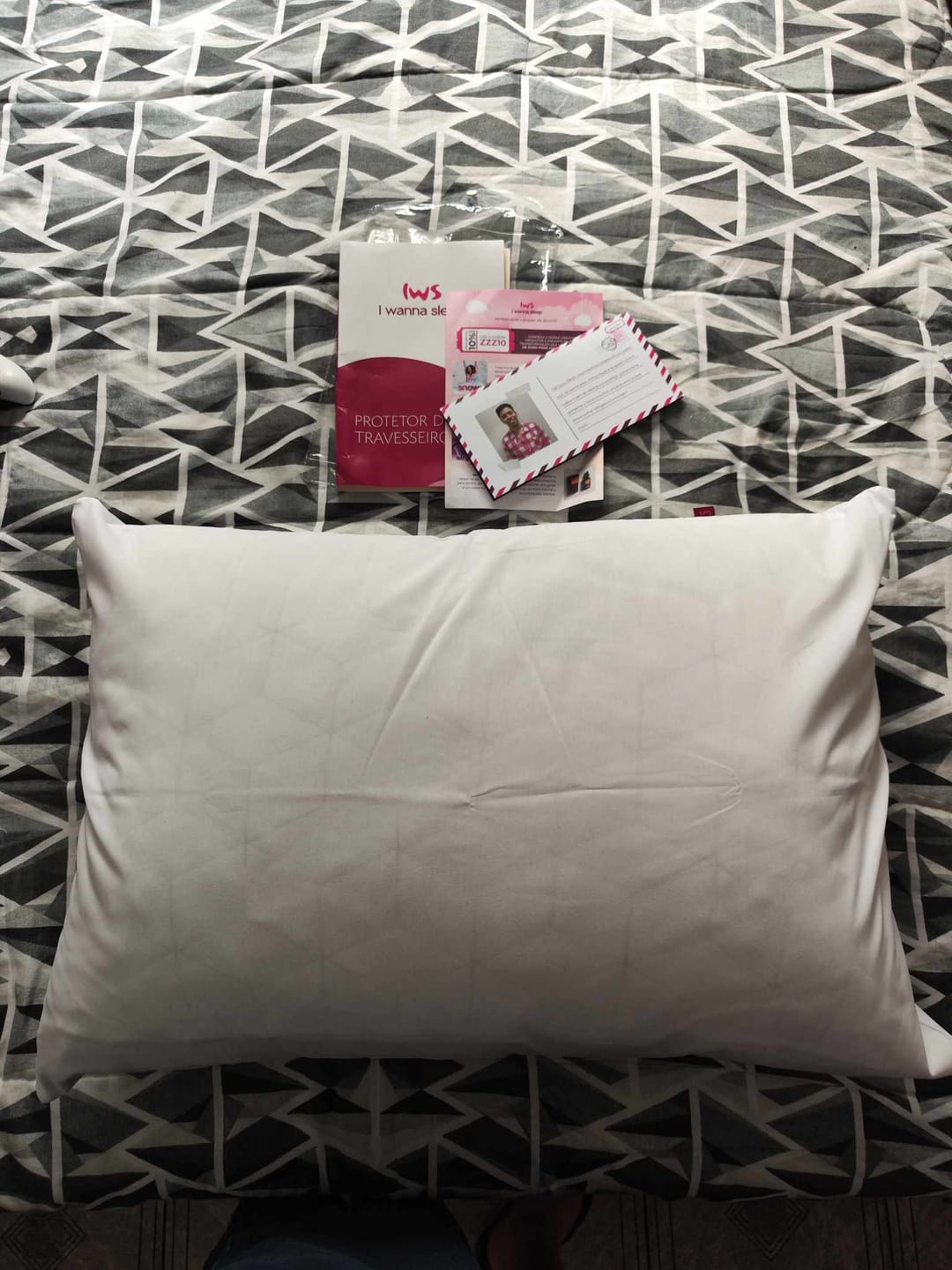 Customer photo review of Protetor de Travesseiro IWS Impermeável 50X70cm
