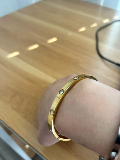 Customer photo review of IT’S LUXURY BRACELETS | Tarnish Free | Stainless Steel | Bracelet (1 piece)