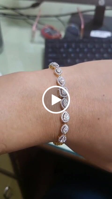 Customer video review of Website Auction