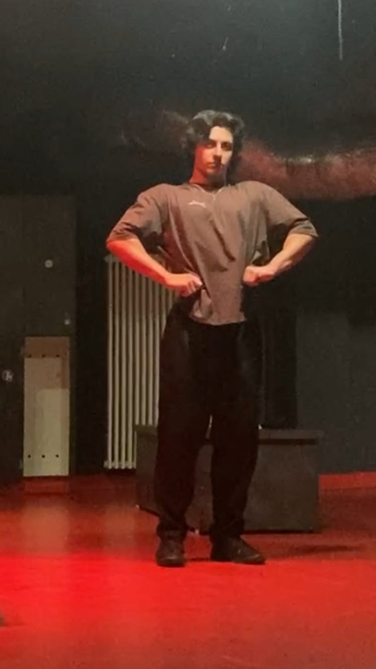 Customer photo review of 464 Skyline Super Sized Tees