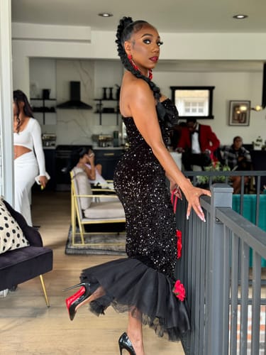 Customer photo review of Anelis Maxi Dress