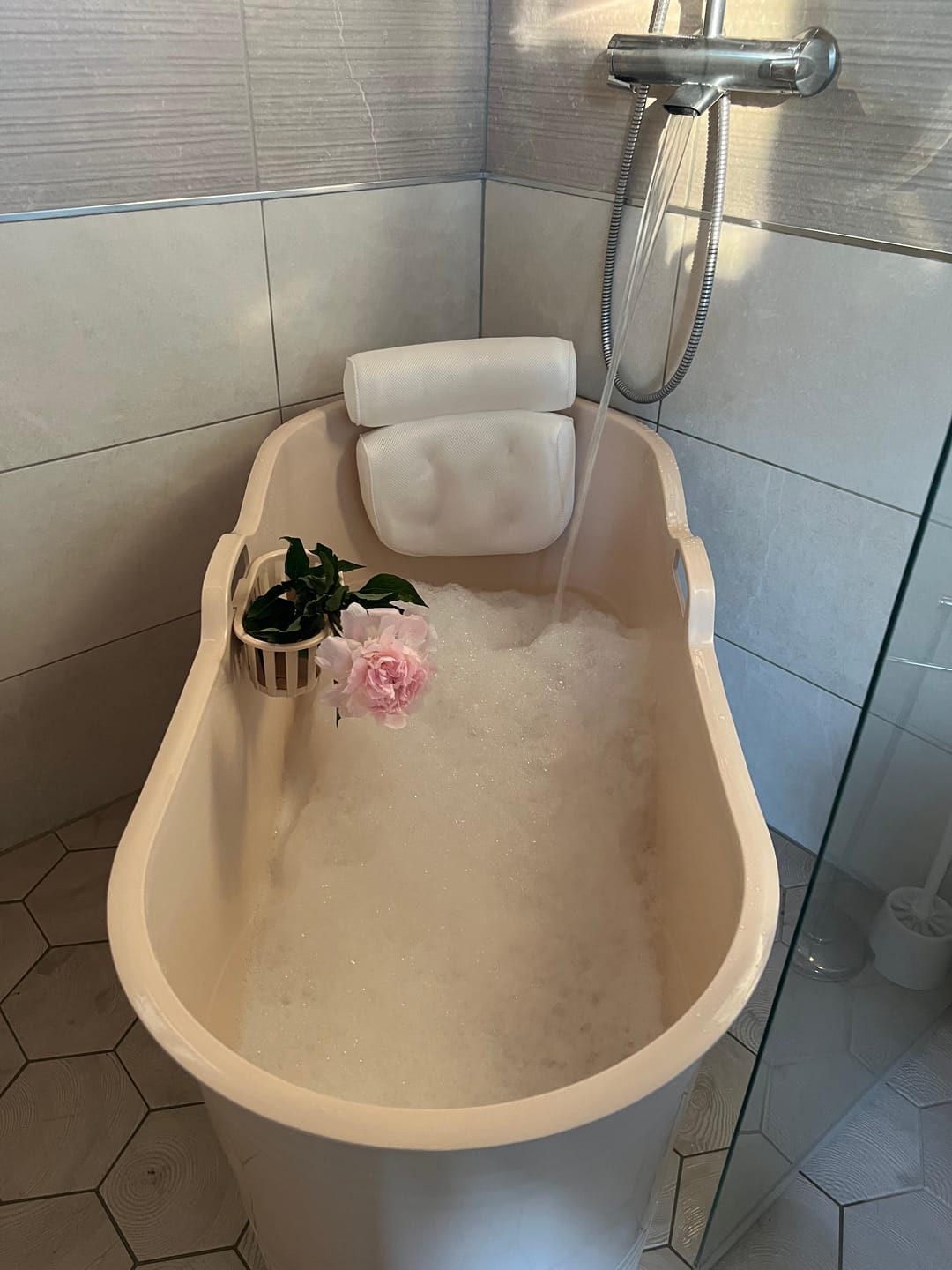 Customer photo review of Kylpyamme XL Aikuisille