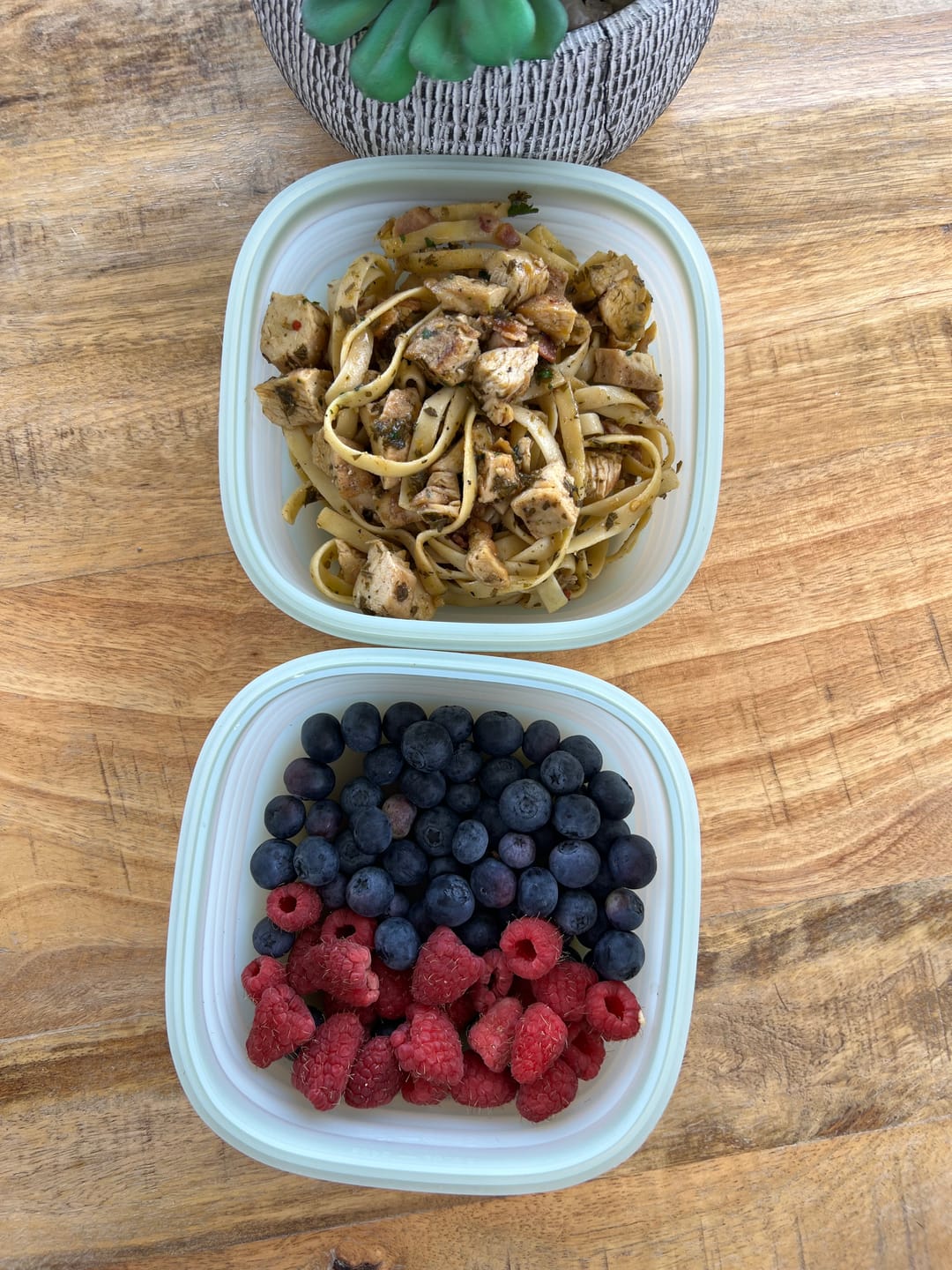 Customer photo review of 24 oz Box